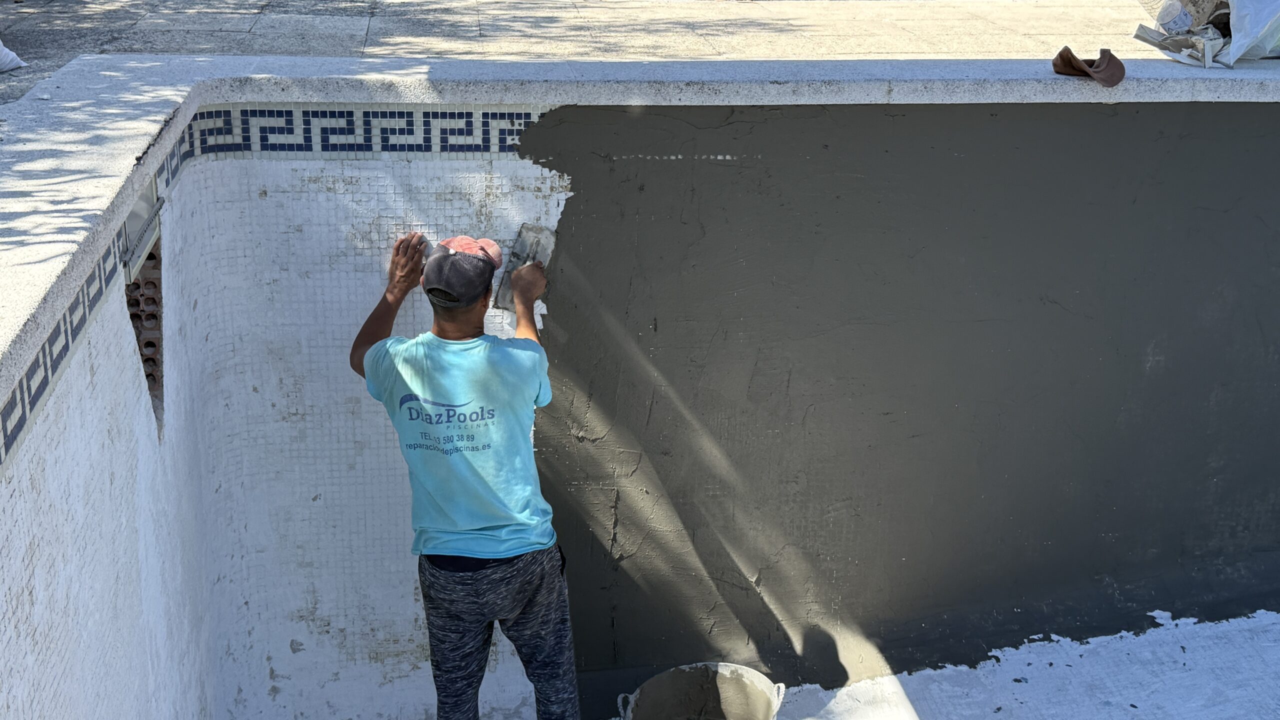 Rebozado y preparación de las paredes antes de instalar lámina armada